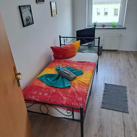 Stellas Monteurwohnungen Crimmitschau Exterior foto
